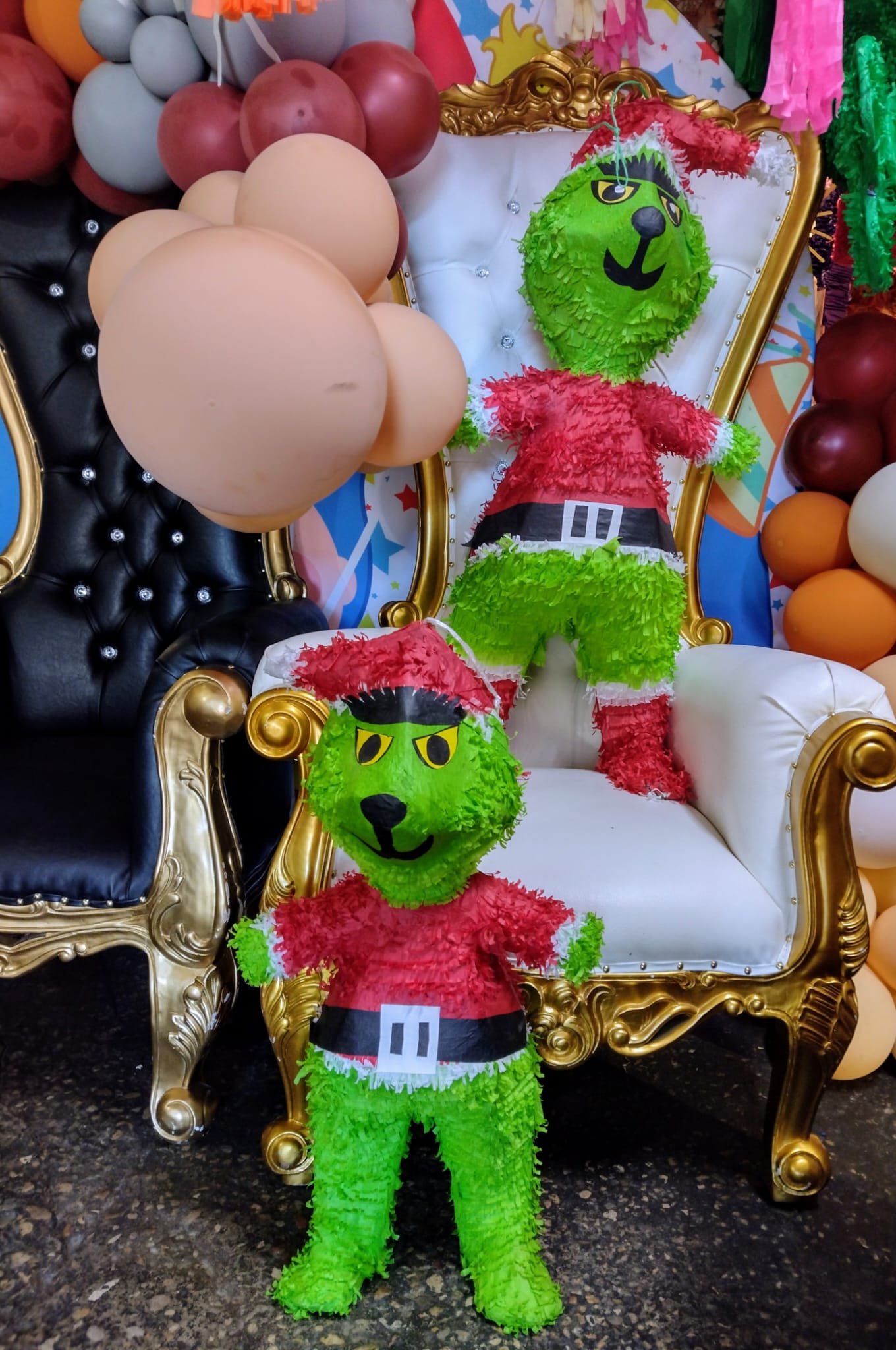 Grinch Piñata